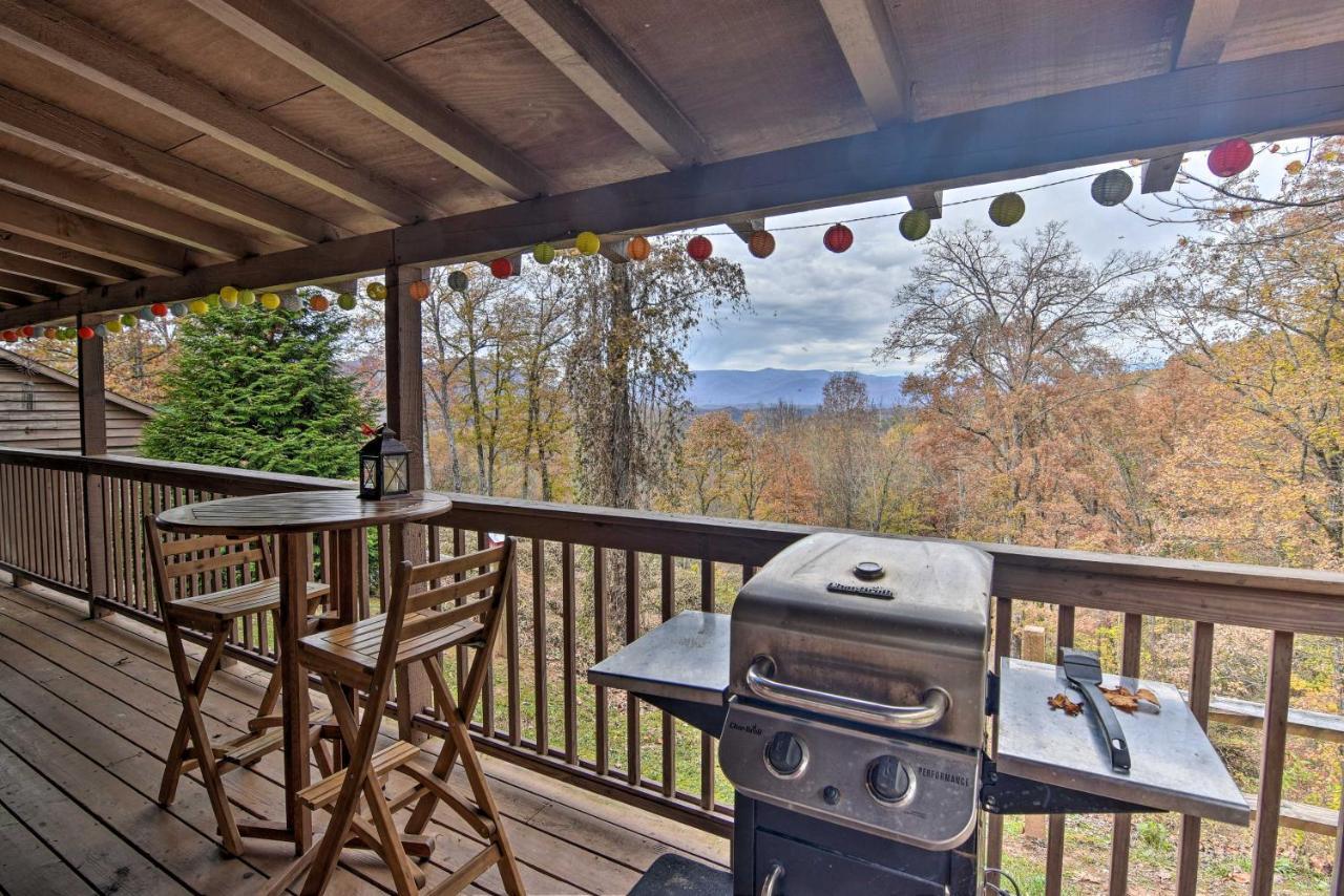 Villa Cozy Cabin With Hot Tub And Smoky Mountain Views! Bryson City Exterior foto